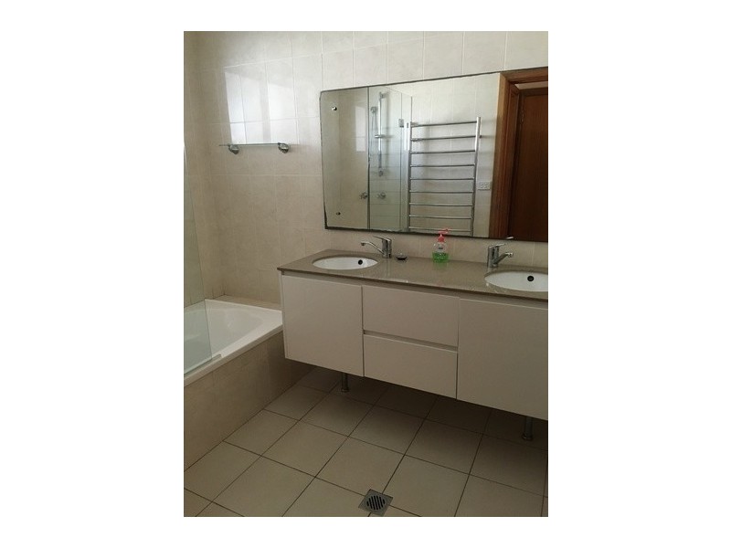 18 Horsley Road, Oak Flats NSW 2529