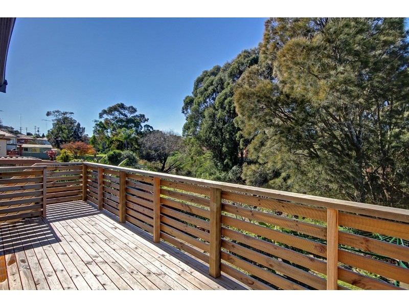 89 Denise Street, Lake Heights NSW 2502