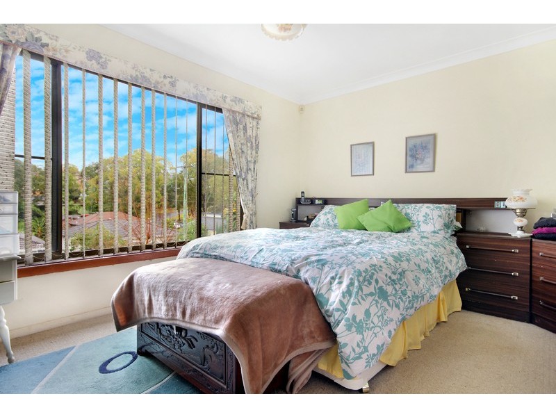 8 Stanley Avenue, Farmborough Heights NSW 2526