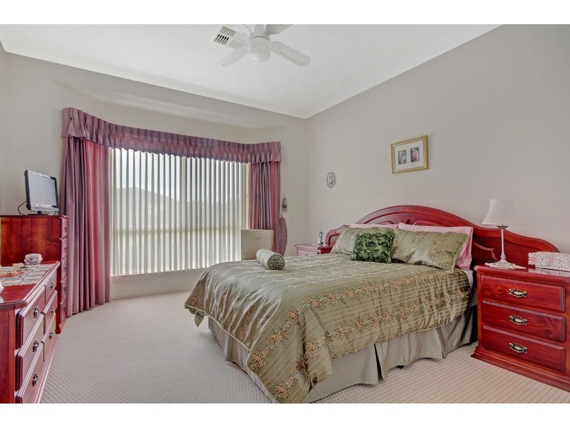 20 Delmont Place, Kanahooka NSW 2530
