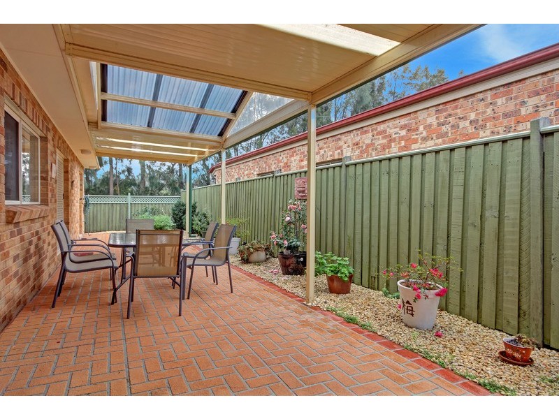 20 Delmont Place, Kanahooka NSW 2530