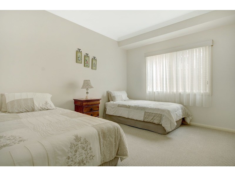 20 Delmont Place, Kanahooka NSW 2530
