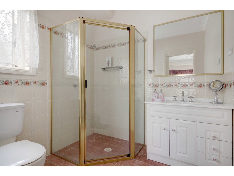 20 Delmont Place, Kanahooka NSW 2530