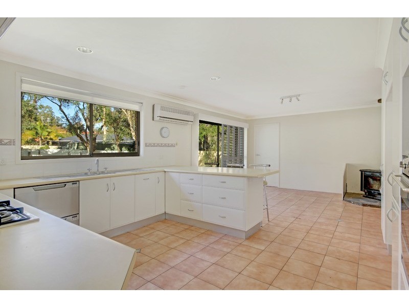 41 Emerson Road, Dapto NSW 2530