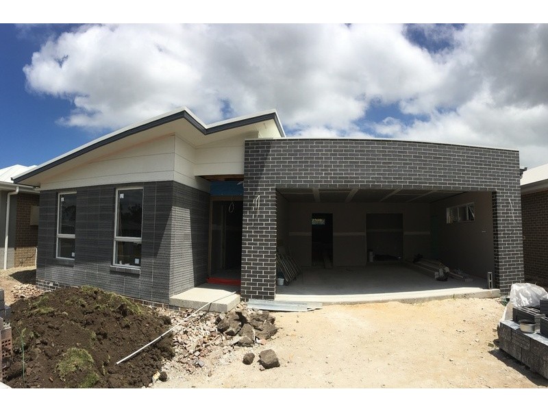 23 Alkira Circuit, Horsley NSW 2530