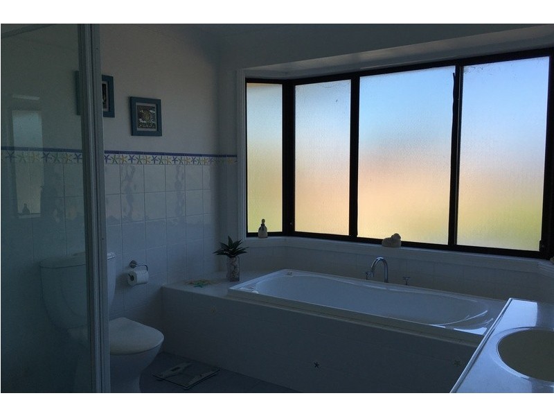 47 Melrose Way, Horsley NSW 2530