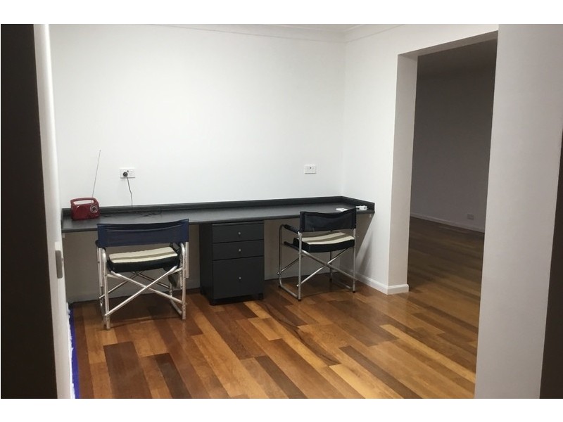 18 Melrose Way, Horsley NSW 2530