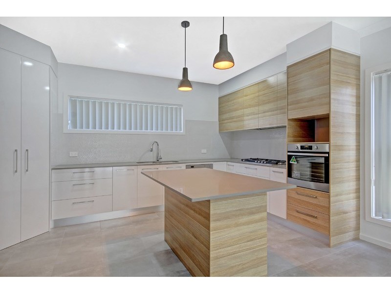 20 Mary Davis Avenue, Koonawarra NSW 2530