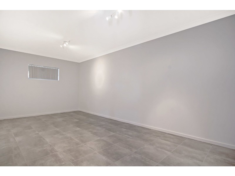 20 Mary Davis Avenue, Koonawarra NSW 2530