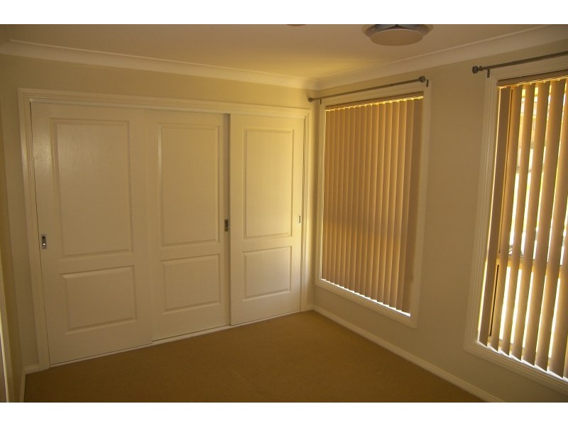 15 Rosemount Street, Dapto NSW 2530