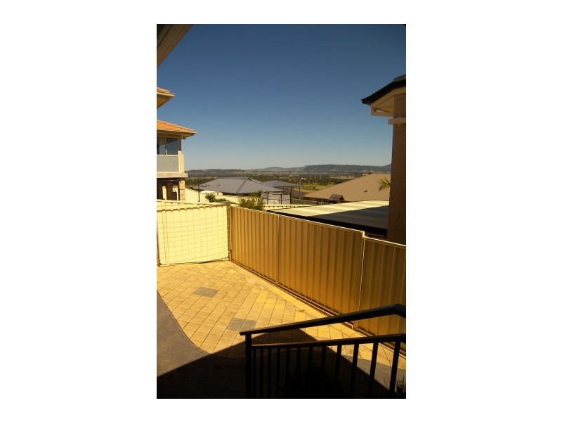 15 Rosemount Street, Dapto NSW 2530