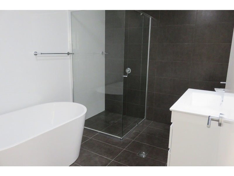 16B The Rise, Dapto NSW 2530