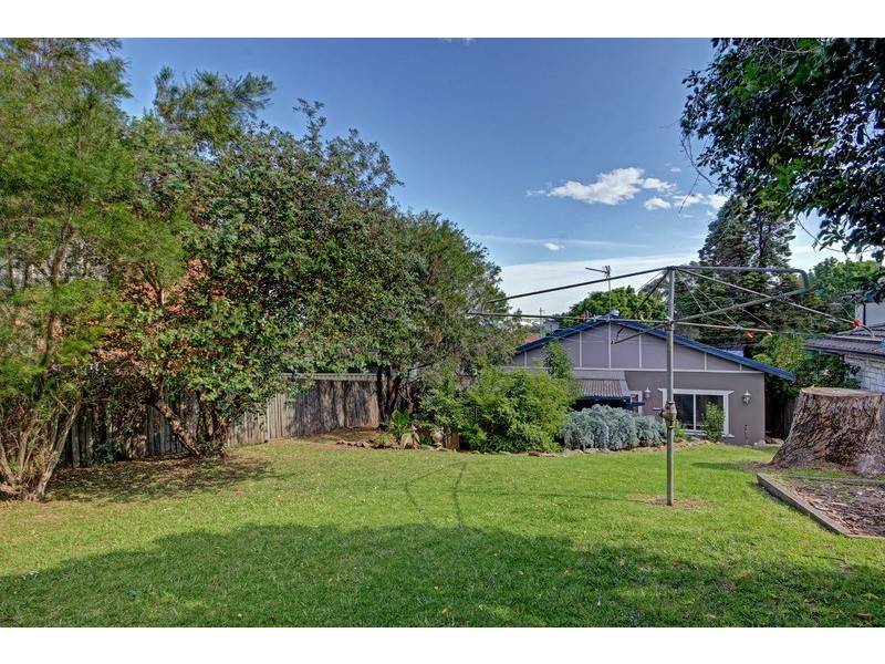 22 Robertson Street, Coniston NSW 2500
