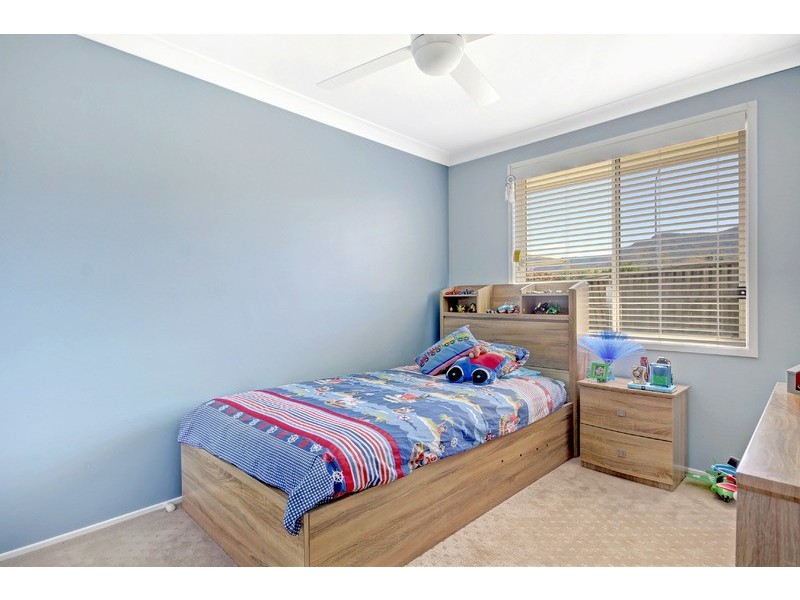 22 Glengarry Way, Horsley NSW 2530