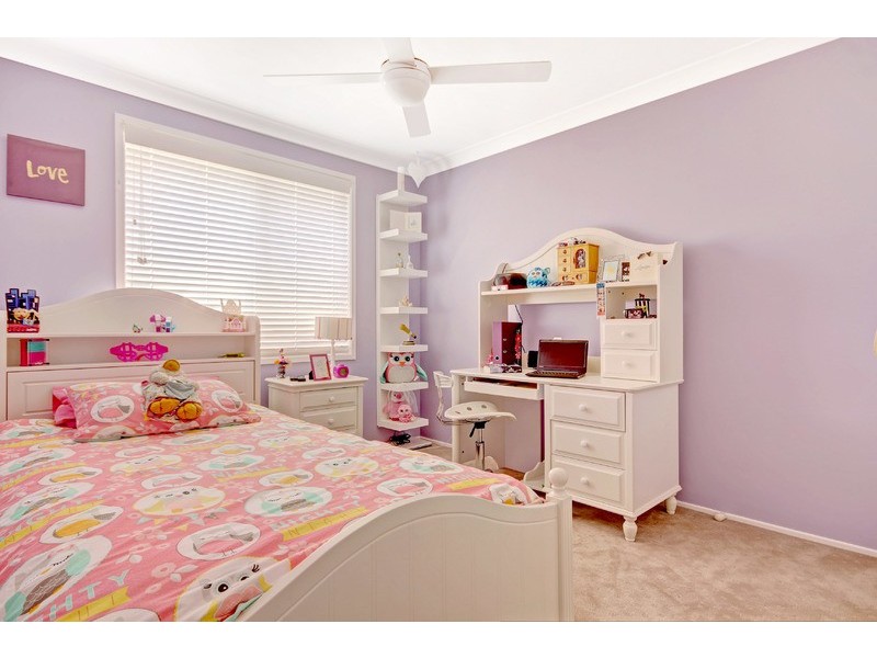 22 Glengarry Way, Horsley NSW 2530