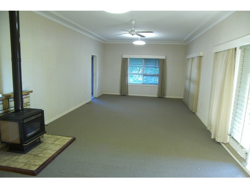 1 McPaul Avenue, Dapto NSW 2530