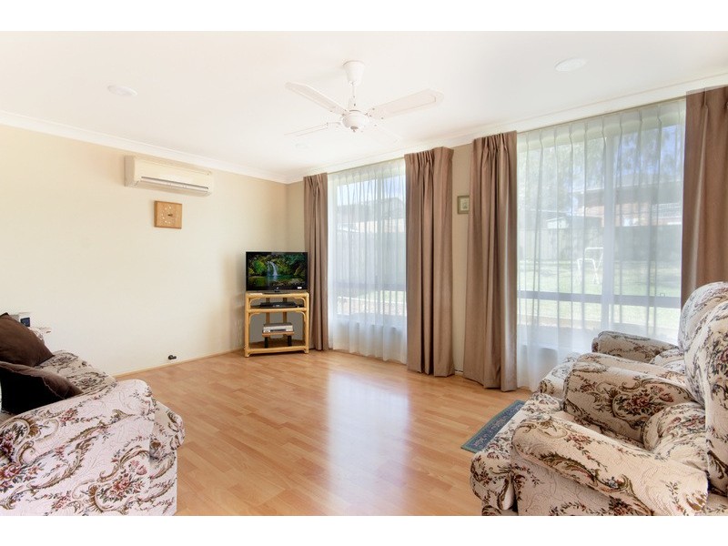 51 Exmouth Road, Kanahooka NSW 2530