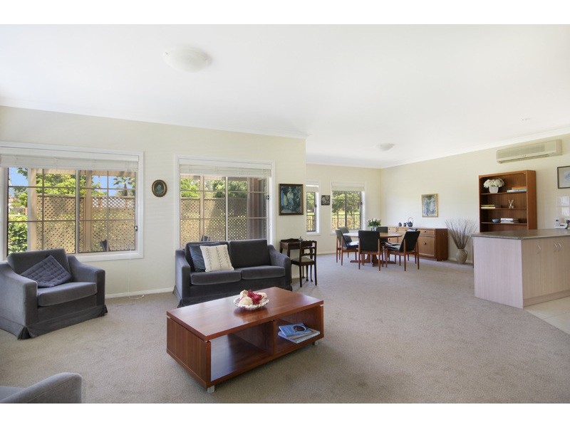 12 Scottsdale Avenue, Kanahooka NSW 2530