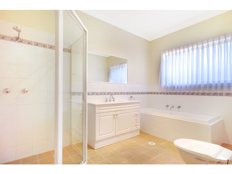 12 Scottsdale Avenue, Kanahooka NSW 2530