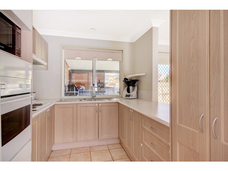 13 Silverwood Place, Horsley NSW 2530