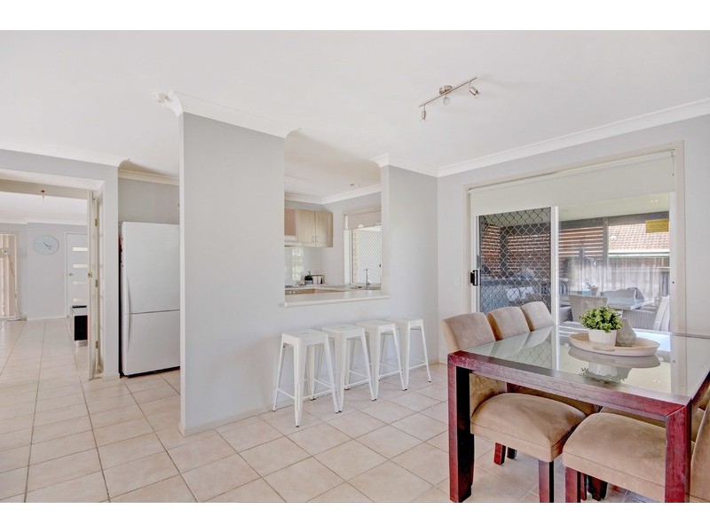 13 Silverwood Place, Horsley NSW 2530