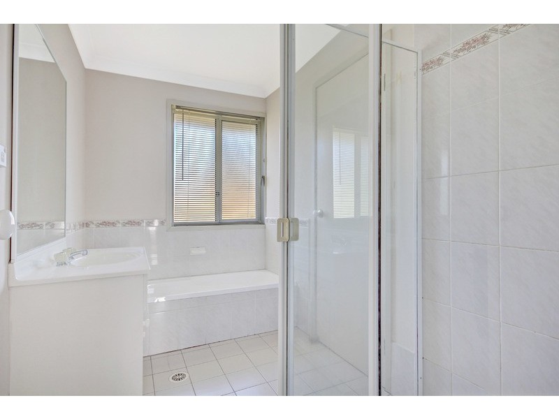 13 Silverwood Place, Horsley NSW 2530