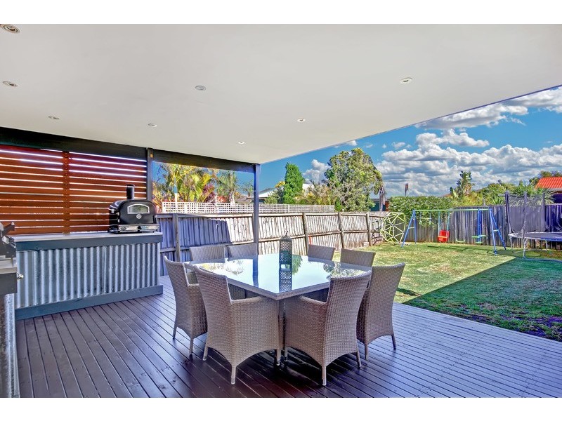 13 Silverwood Place, Horsley NSW 2530