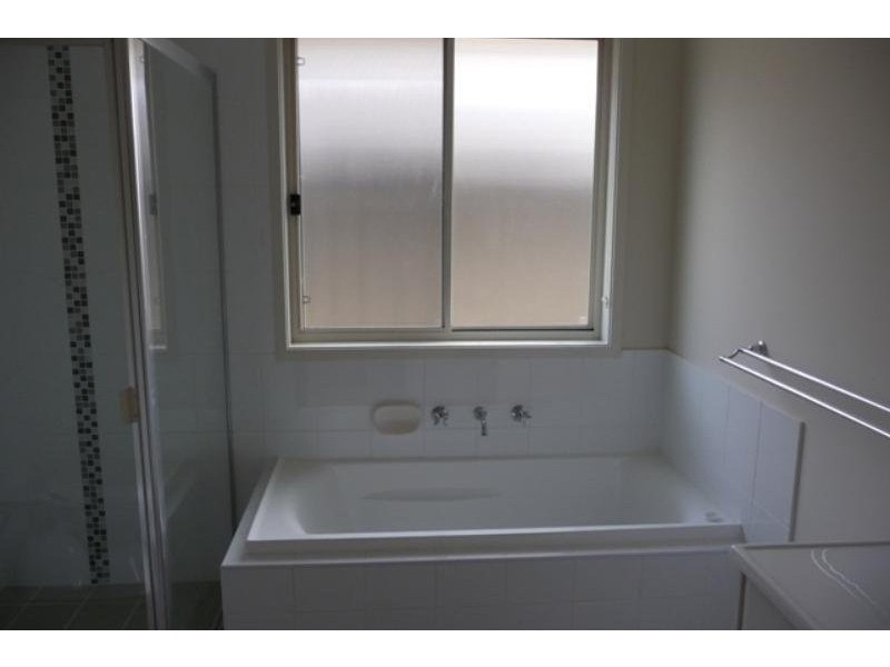 5 Greenpark Lane, Haywards Bay NSW 2530