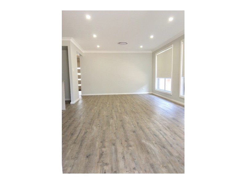 31 Alkira Circuit, Horsley NSW 2530