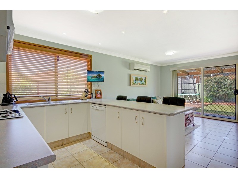 37 Robins Creek Drive, Horsley NSW 2530