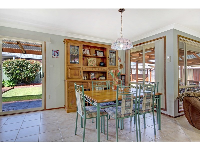 37 Robins Creek Drive, Horsley NSW 2530