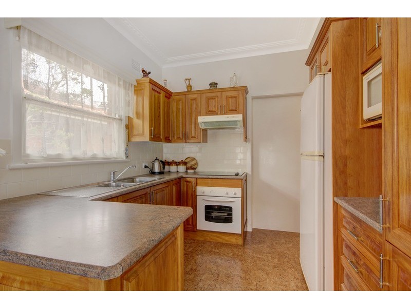 62 Billabong Avenue, Dapto NSW 2530