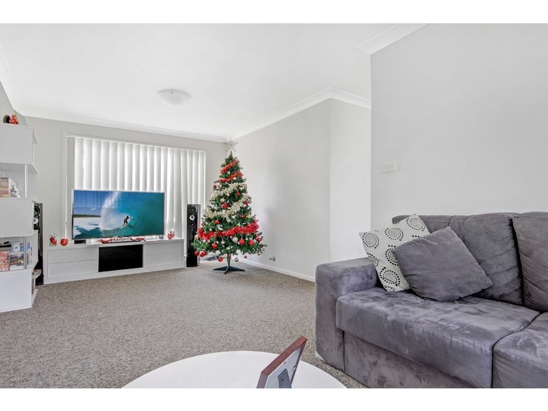 8 Eucalypt Way, Horsley NSW 2530