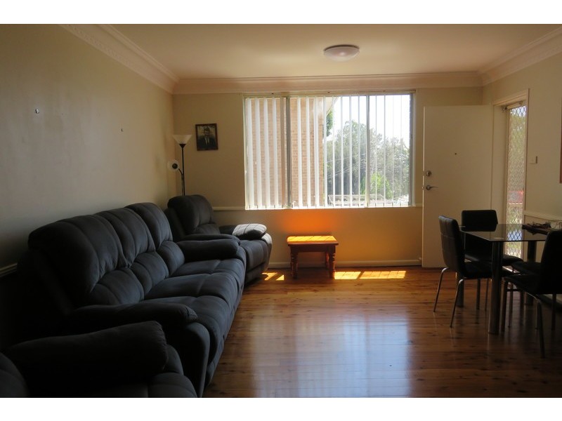 2/3 Brolga Street, Kanahooka NSW 2530