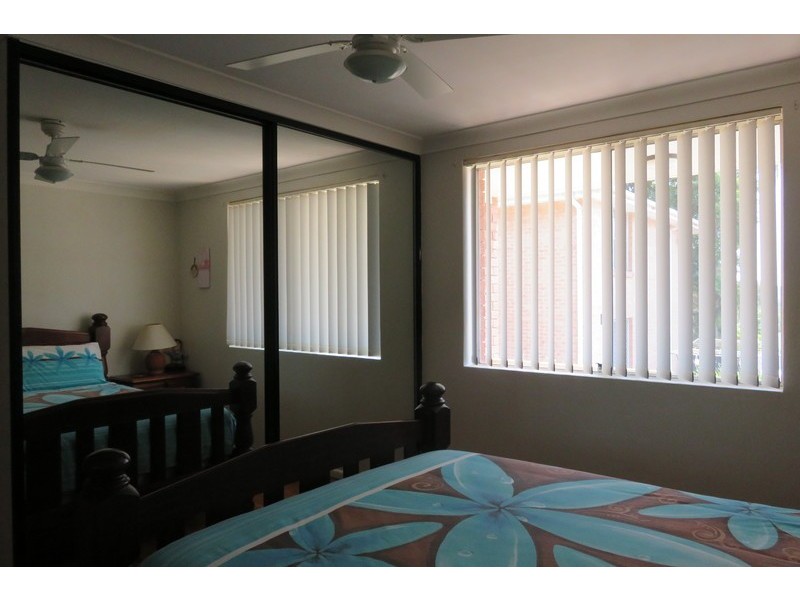 2/3 Brolga Street, Kanahooka NSW 2530