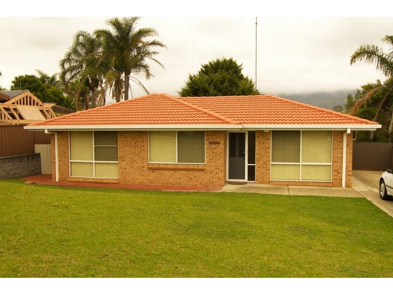 8 Lucas Drive, Horsley NSW 2530