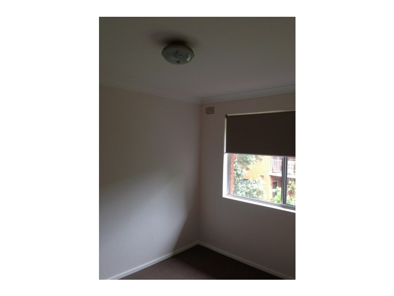 4/10 Peterborough Avenue, Lake Illawarra NSW 2528