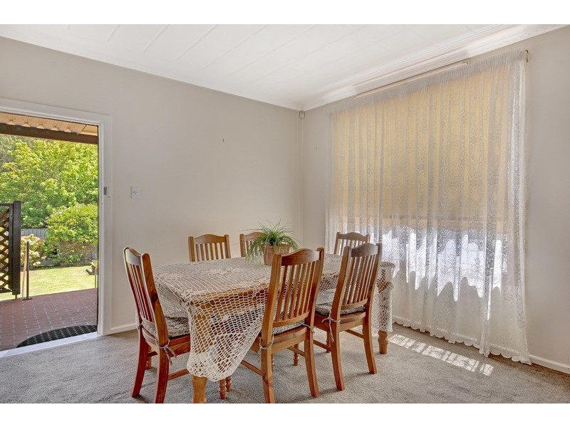 16 Roberts Avenue, Barrack Heights NSW 2528