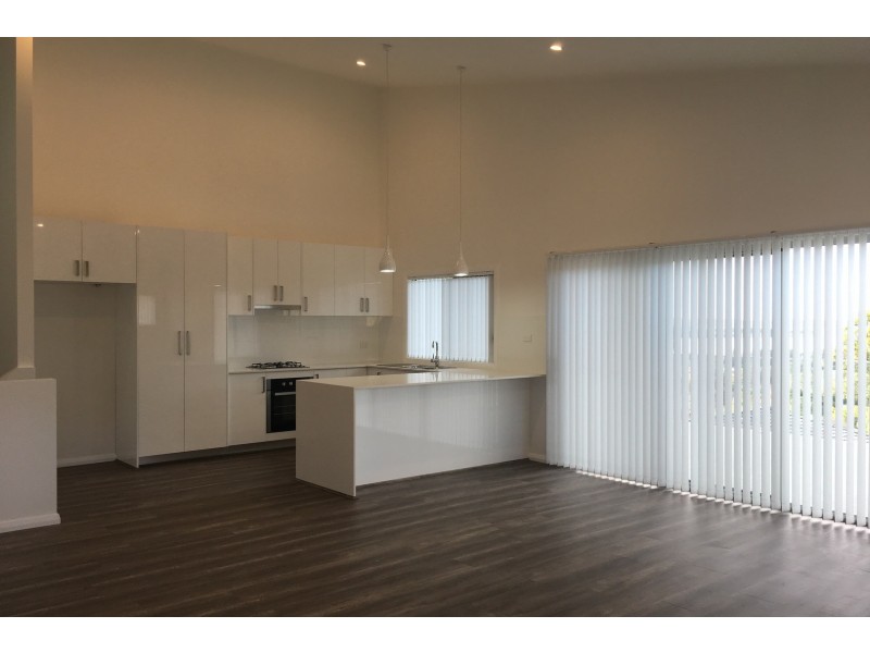 13A Woombye Close, Koonawarra NSW 2530