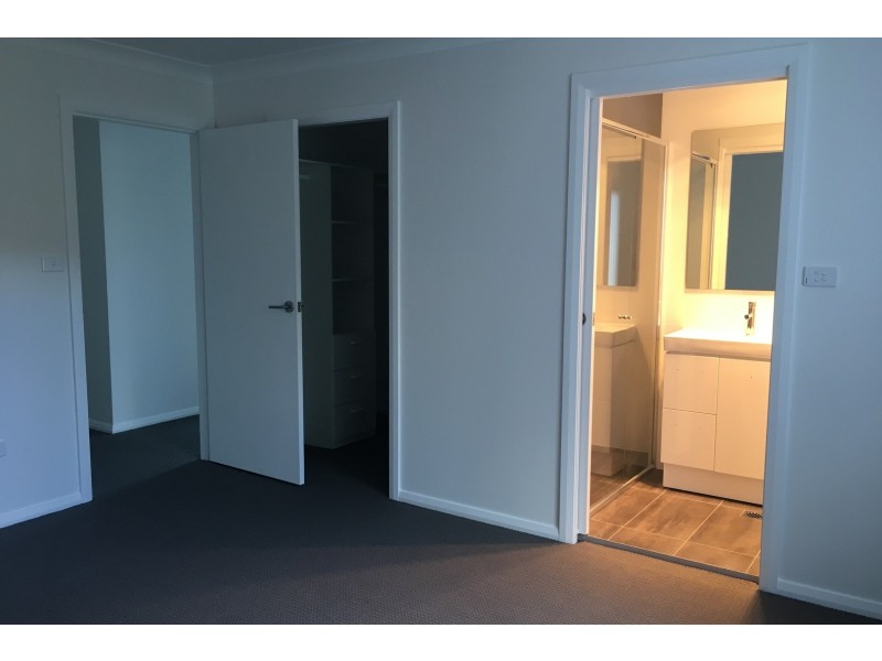 13A Woombye Close, Koonawarra NSW 2530