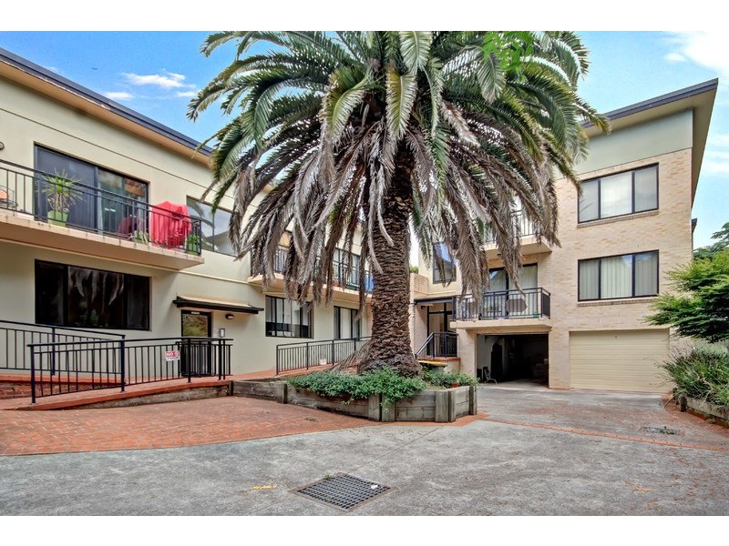 2/15 Hillview Avenue, Gwynneville NSW 2500