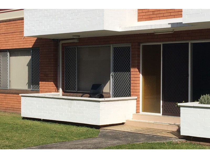 2/17 Prince Edward Drive, Brownsville NSW 2530