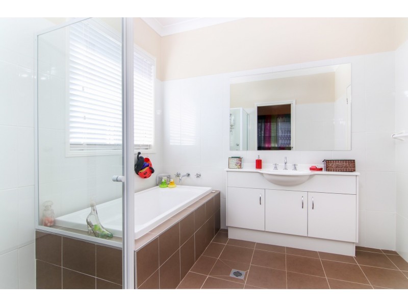 7  The Arches, Kanahooka NSW 2530