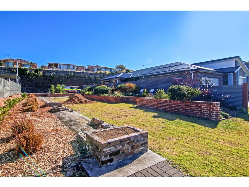 7  The Arches, Kanahooka NSW 2530