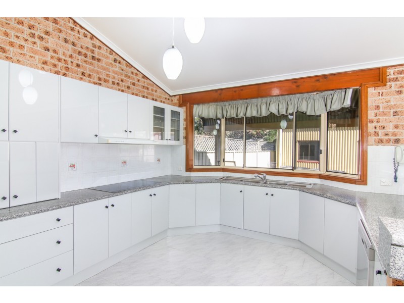 13  Timms Place, Horsley NSW 2530