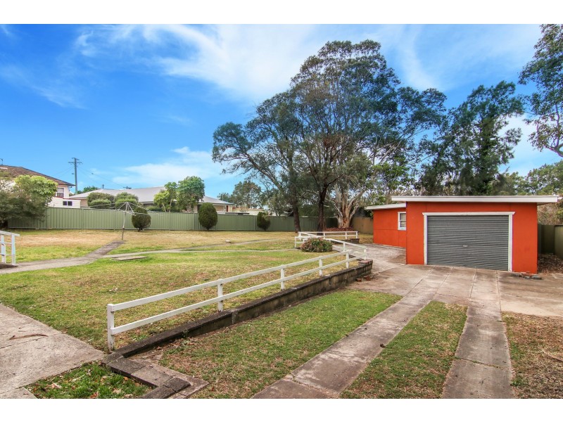 3 Brook Street, Dapto NSW 2530