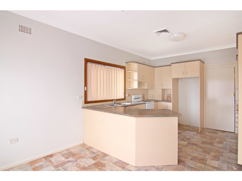 18 Kundle Street, Dapto NSW 2530