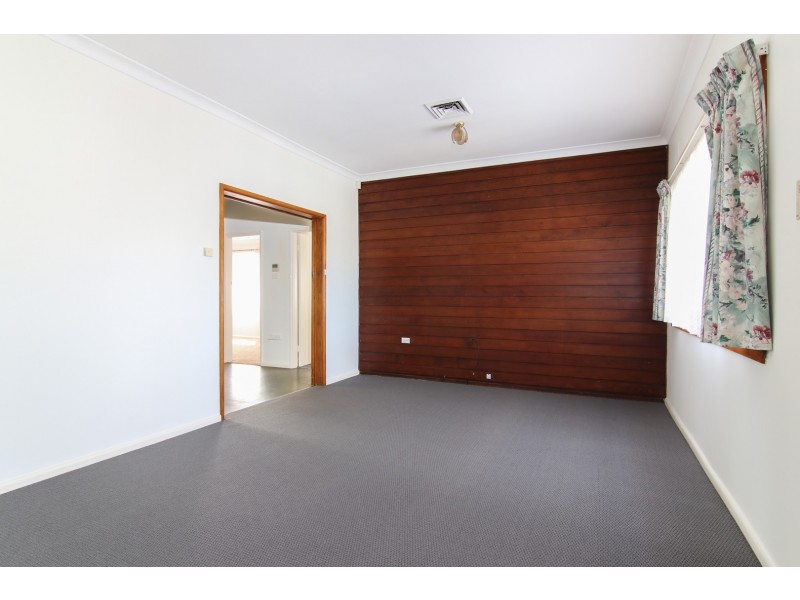 18 Kundle Street, Dapto NSW 2530