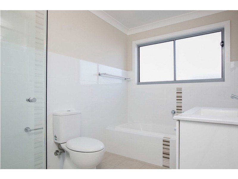 1/14 Karoo Street, Albion Park Rail NSW 2527