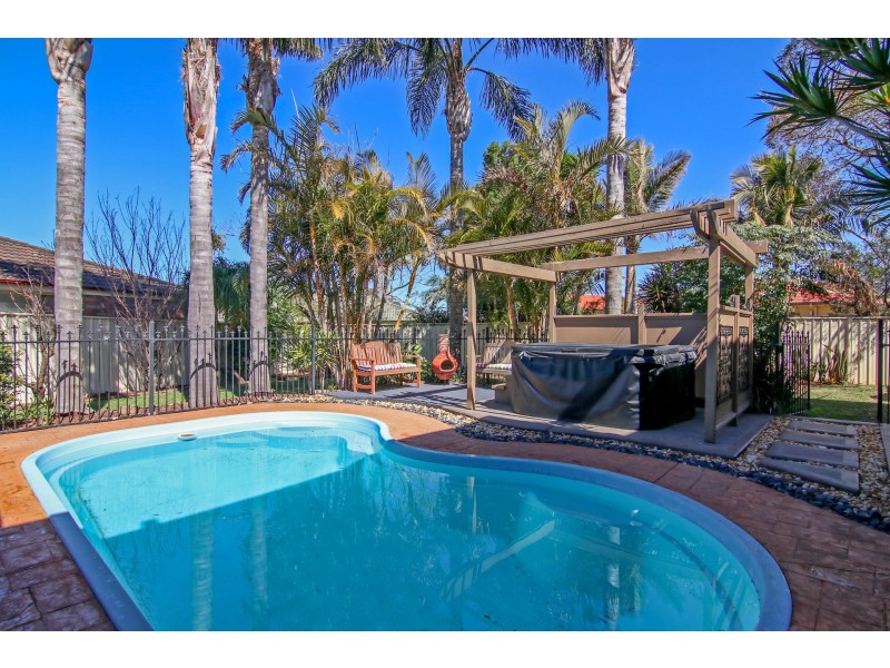 86 Sunnybank Crescent, Horsley NSW 2530